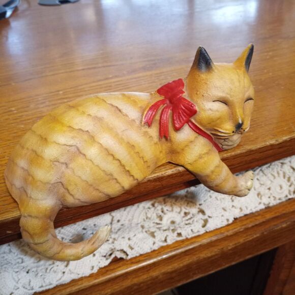 Vintage John Wright Cast Metal Cat Shelf Sitter Sleeping 1992 USA kitten - Picture 2 of 7